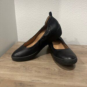 Womens Vionic shoes